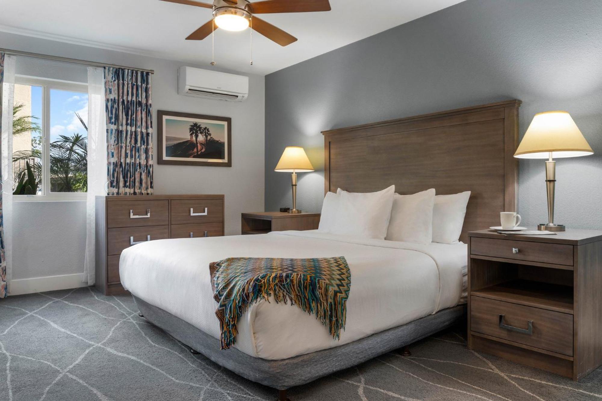 Hotel Club Wyndham Dolphin'S Cove Anaheim Esterno foto